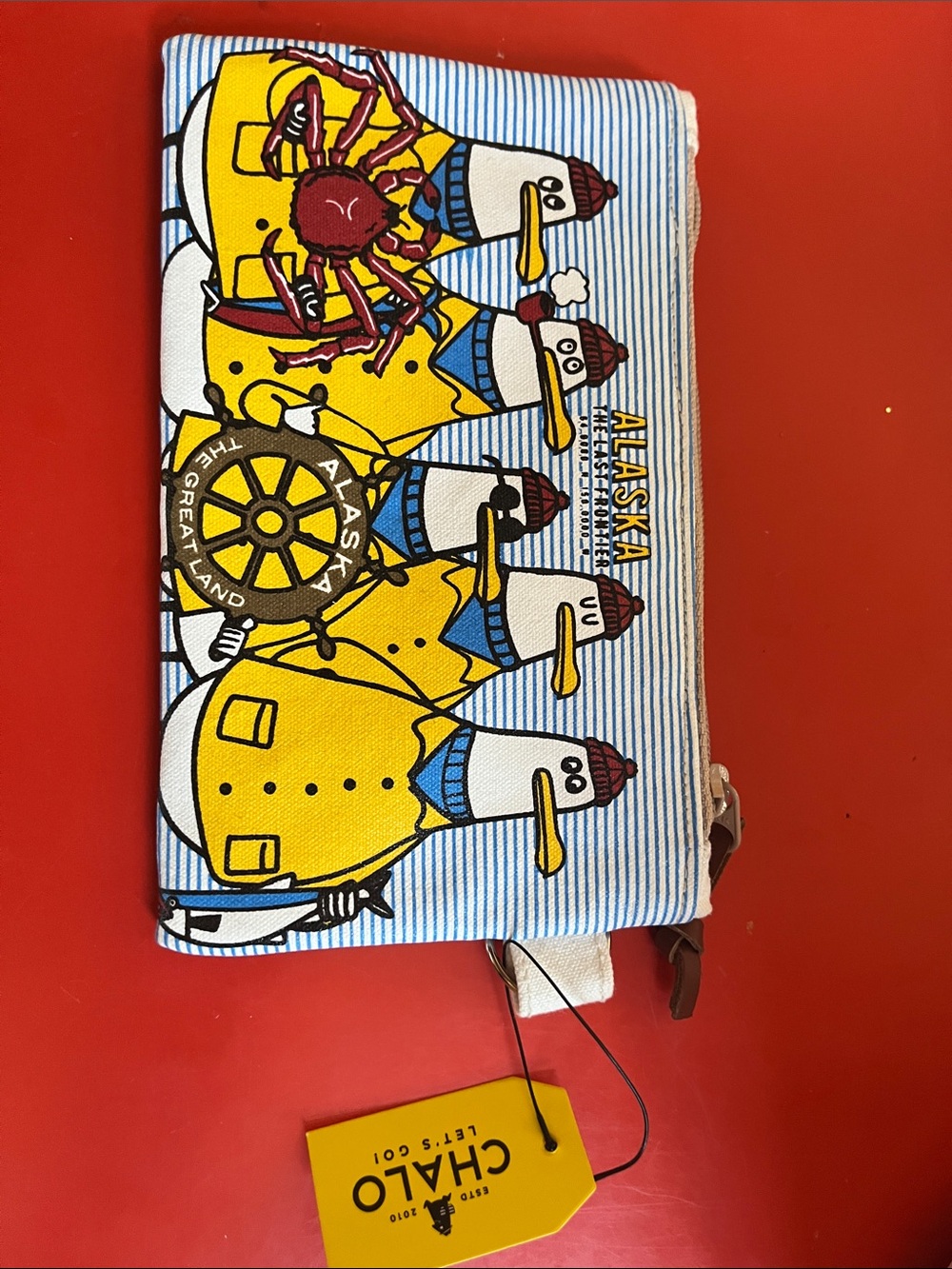 Chalo NWT ALASKA Seagull Fishermen zippered pouch/wallet - Picture 2 of 2